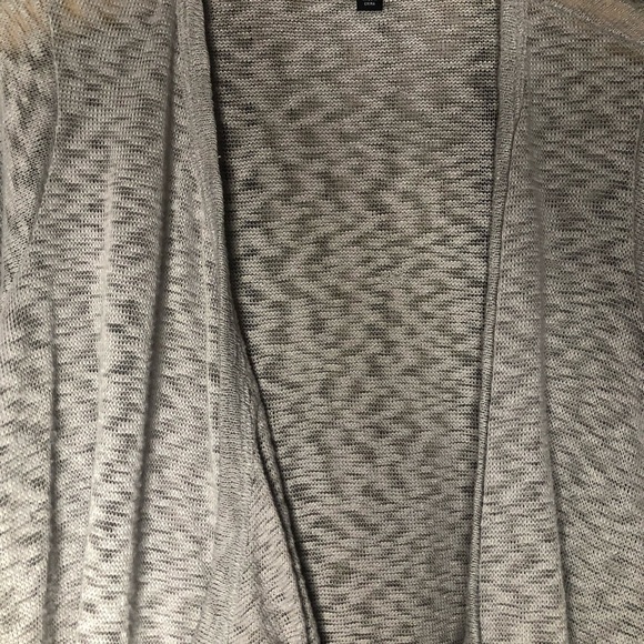 Torrid Gray Three Quarter Sleeve Burnout Waterfall Front Cardigan Torrid Size 00 - Picture 7 of 12